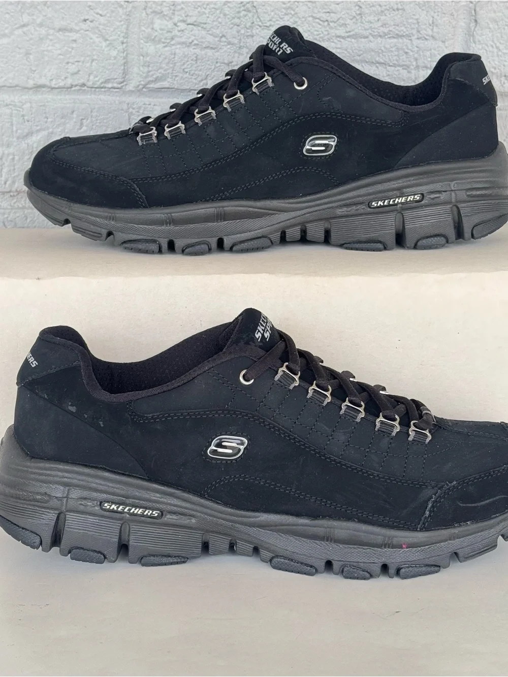 Skechers ✨black synergy